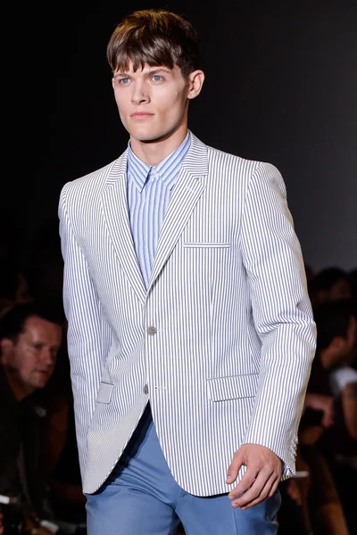Look 35